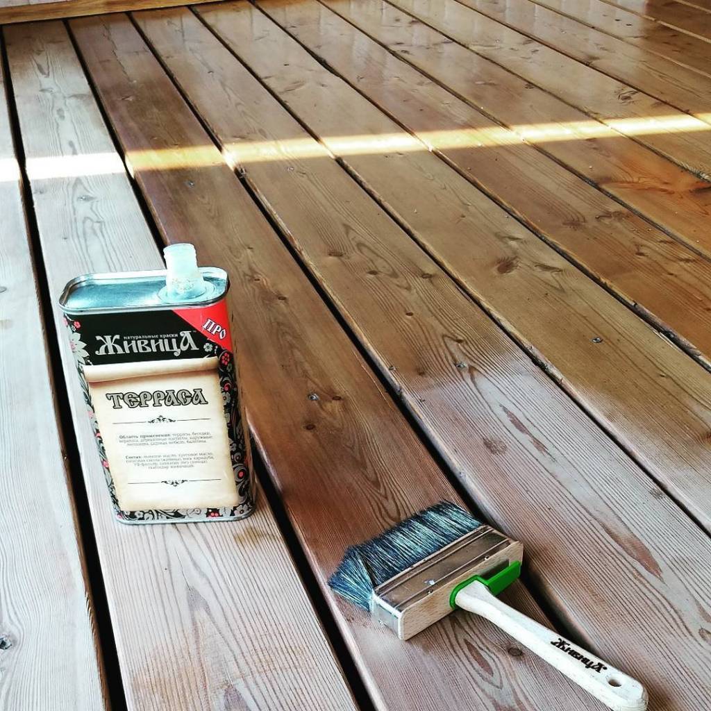 Как подобрать краску для открытой деревянной веранды: на даче, особенности пола