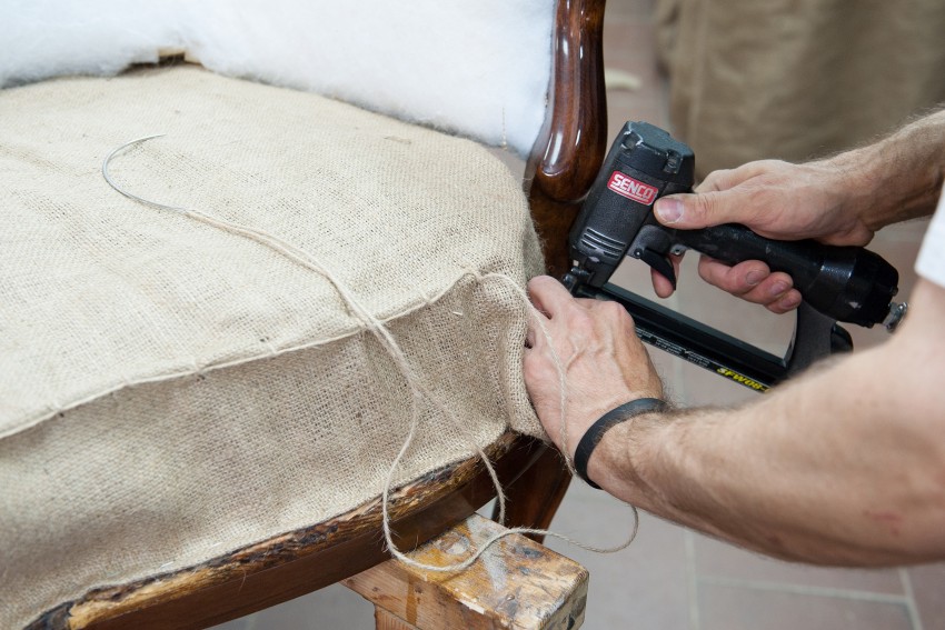 Реставрация мебели: своими руками, подбор инструментов и особенности процедуры