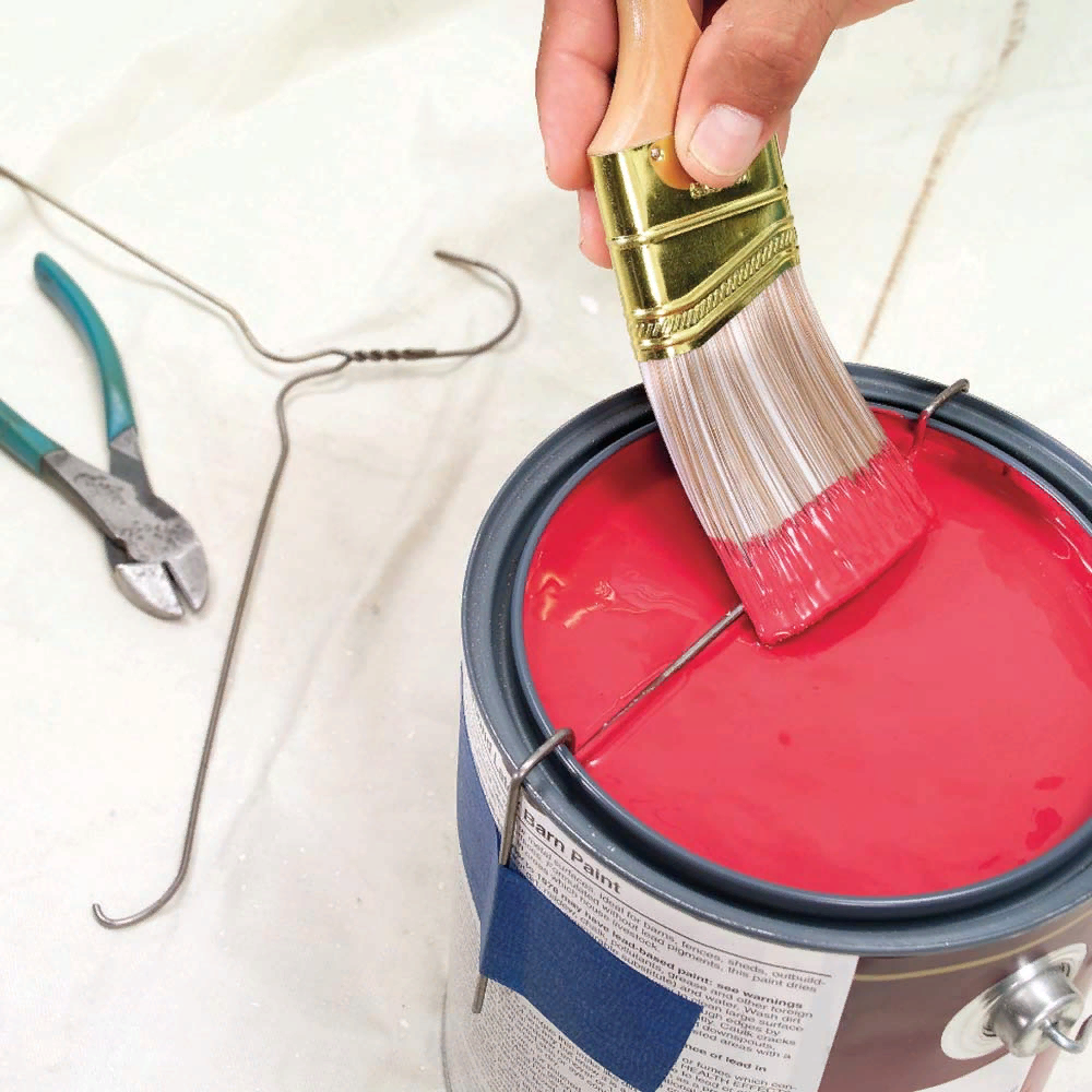 Лучшие секреты, облегчающие процесс покраски: как сделать необычные узоры подручными средствами, отмыть краску, сохранить инструмент для повторного использования, защитить себя и предметы вокруг от загрязнения