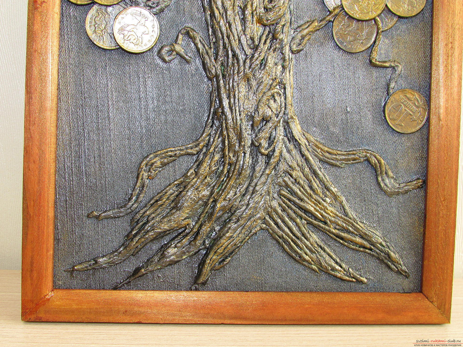 Изготовить картину. Пейп арт. Панно «денежное дерево».. Пейп арт денежное дерево. Панно денежное дерево из монет. Панно денежное дерево своими руками.
