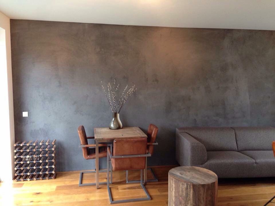 Можно ли красить бетонные стены без шпаклевки. краска для стен по бетону